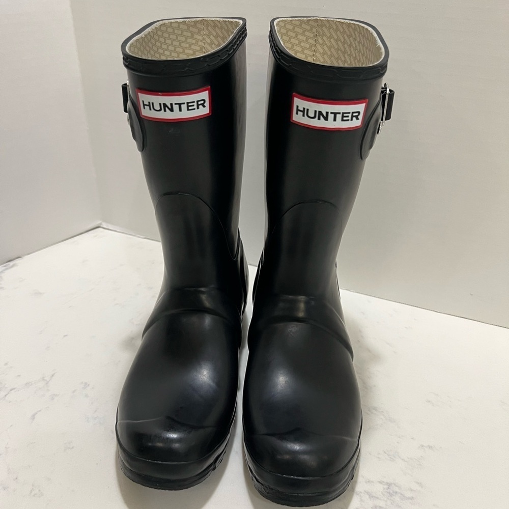 ‼️🚨SOLD ‼️🚨Hunter Black Rain Boots - Picture 5 of 15